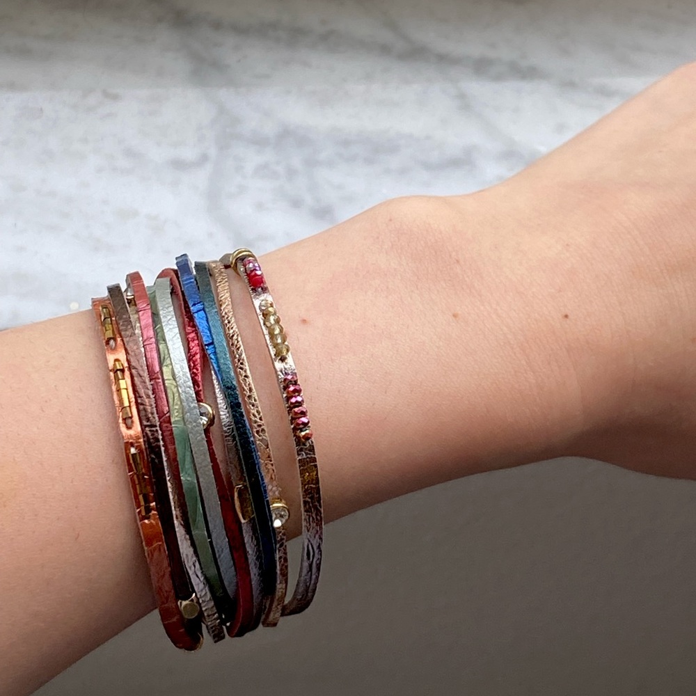 multi bangle bracelet- free if added to bundle 🤩